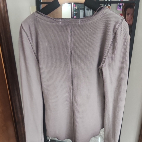 We The Free Green Fitted Long Sleeve Blouse - Picture 2 of 4